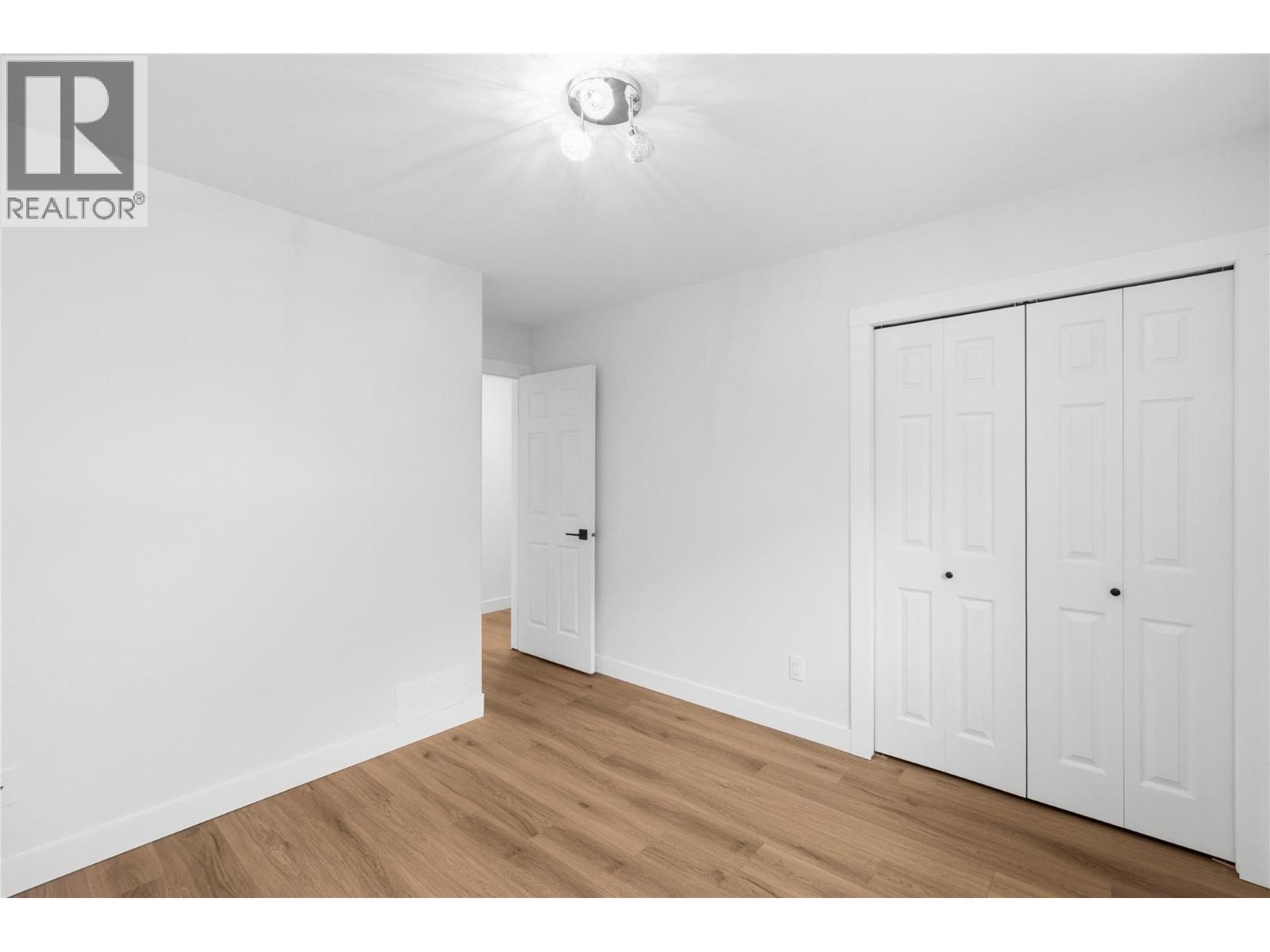 2850 Evergreen Drive, Penticton, British Columbia  V2A 7T1 - Photo 28 - 10388201