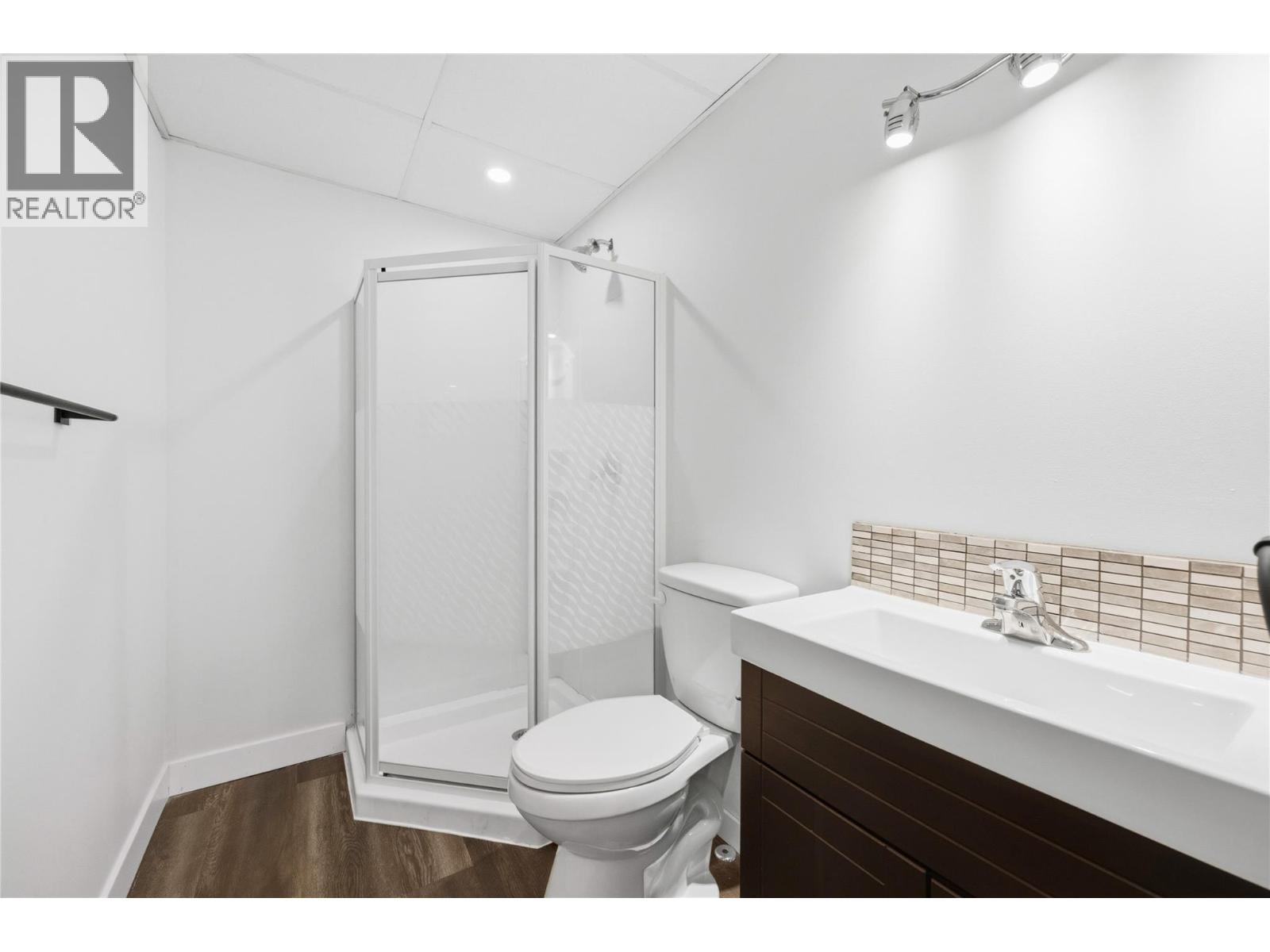 2850 Evergreen Drive, Penticton, British Columbia  V2A 7T1 - Photo 33 - 10388201