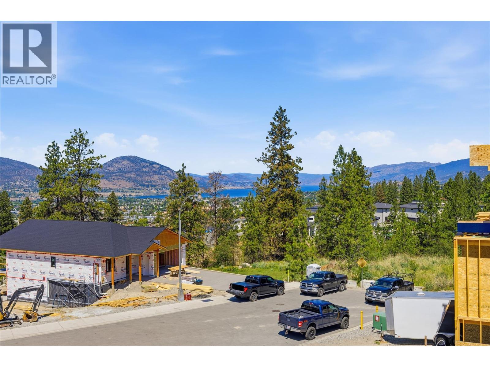 2850 Evergreen Drive, Penticton, British Columbia  V2A 7T1 - Photo 43 - 10388201