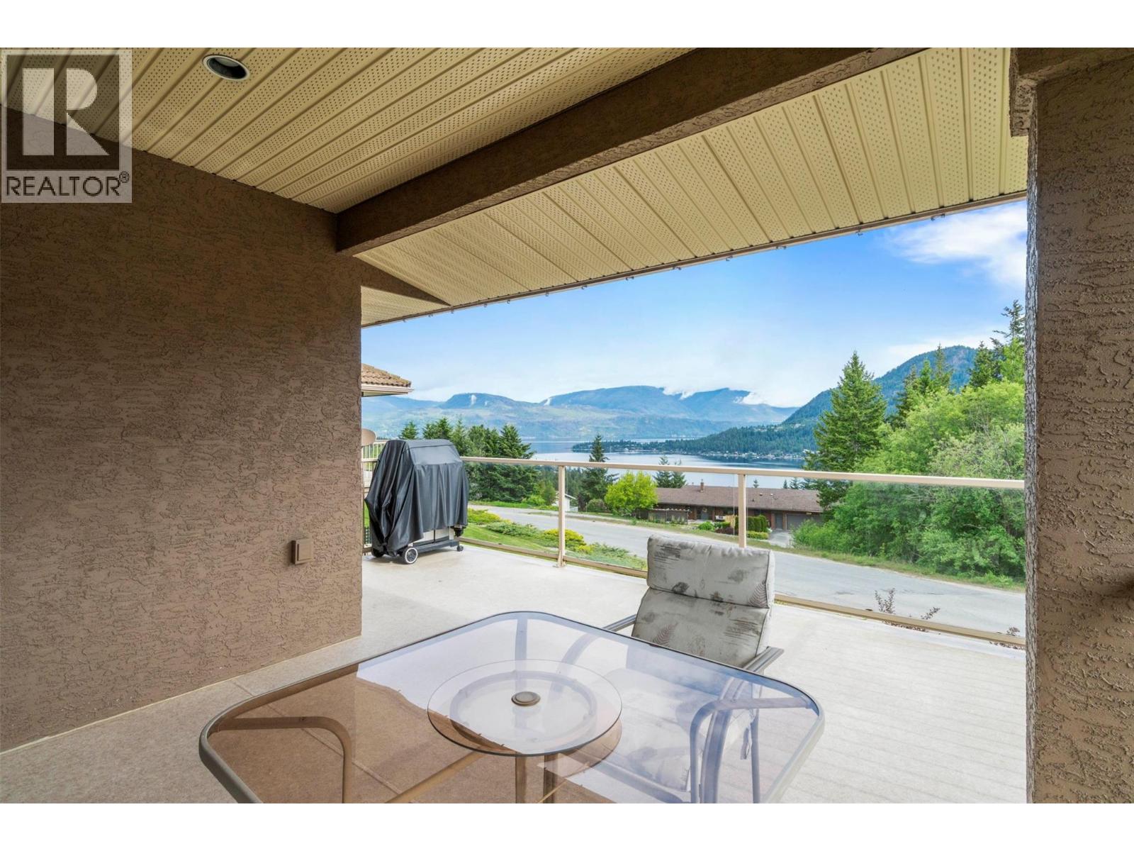 2550 Golf Course Drive Unit# 24, Blind Bay, British Columbia  V0E 1H1 - Photo 24 - 10387926