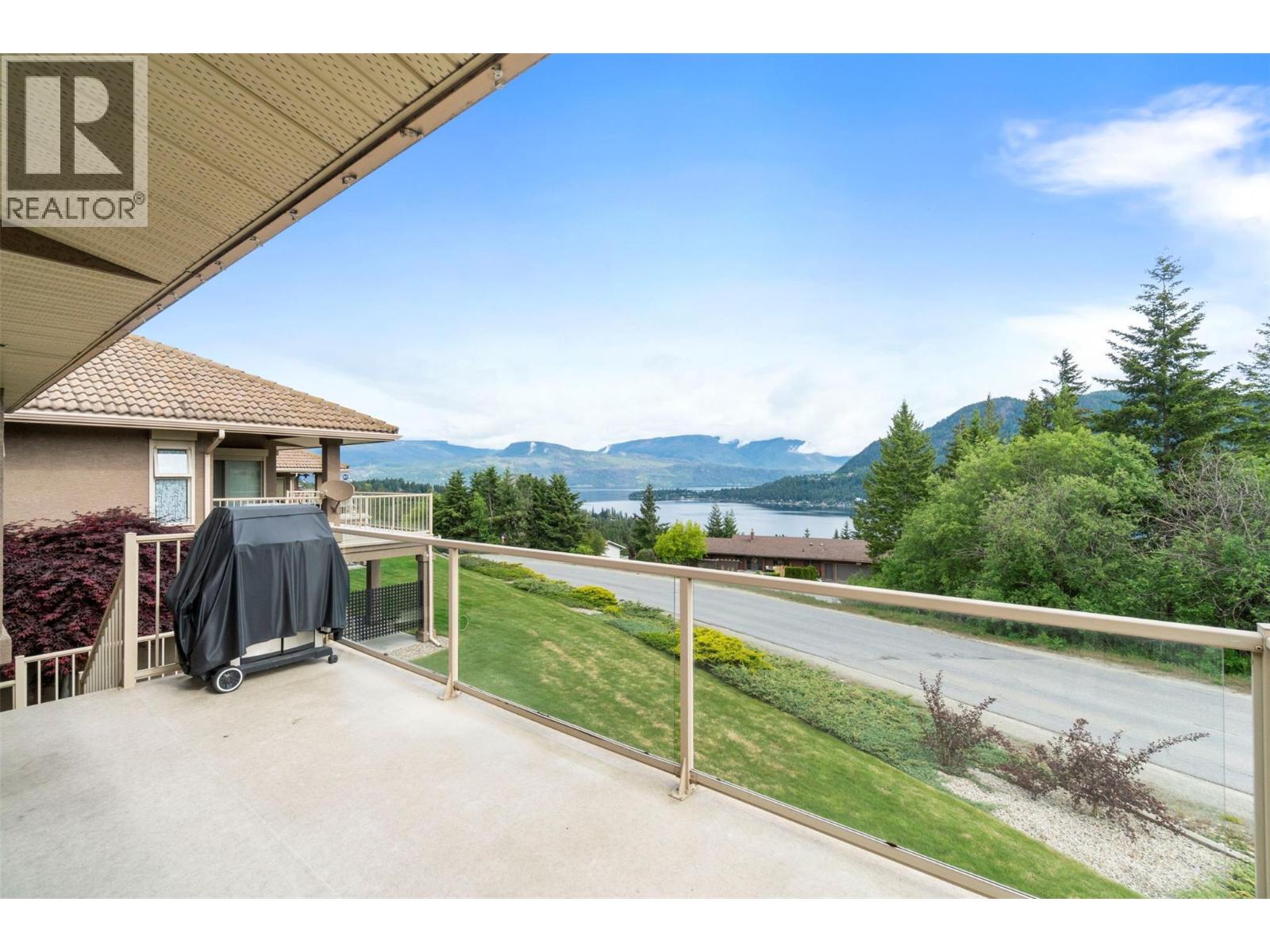 2550 Golf Course Drive Unit# 24, Blind Bay, British Columbia  V0E 1H1 - Photo 25 - 10387926