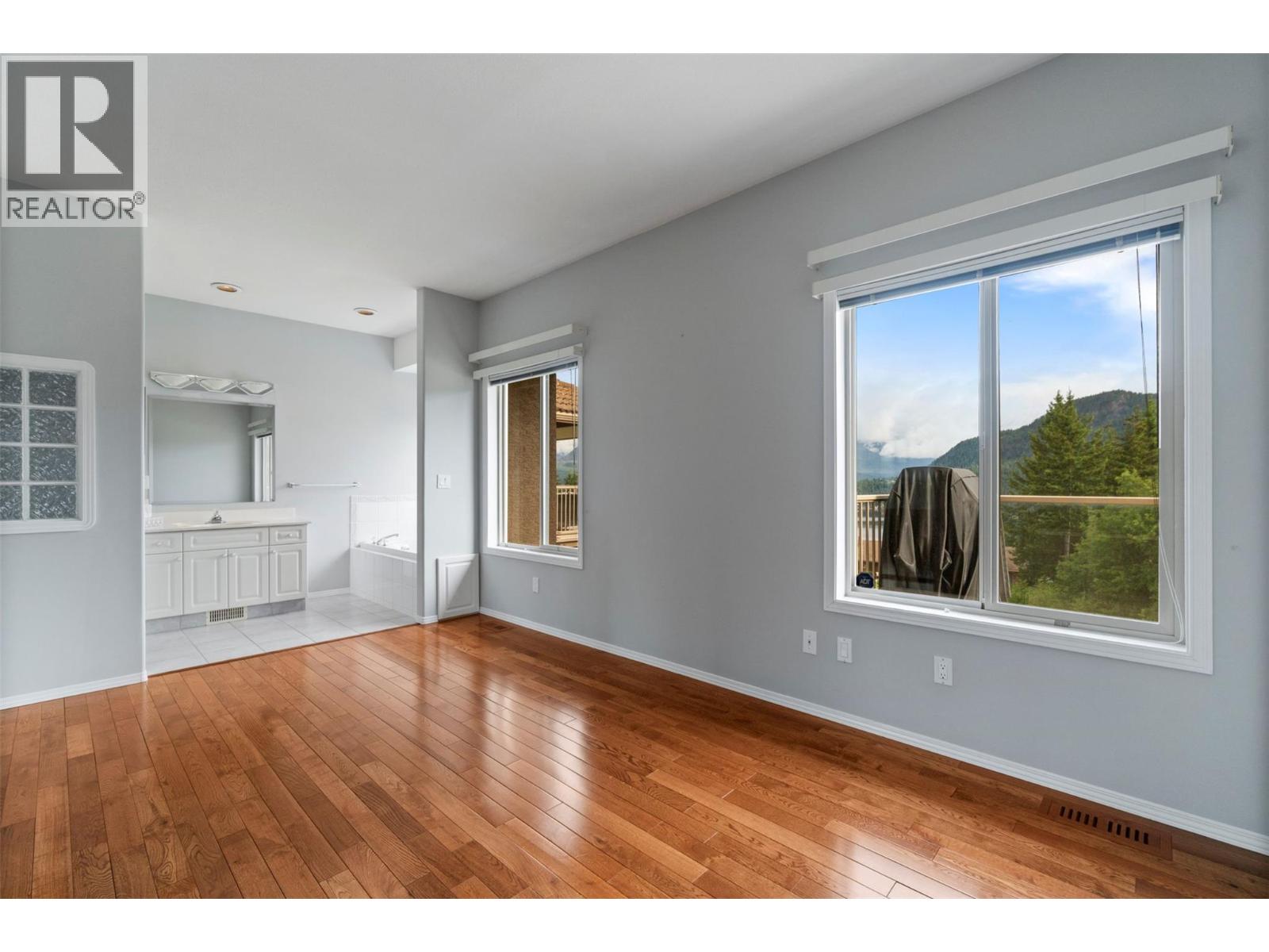2550 Golf Course Drive Unit# 24, Blind Bay, British Columbia  V0E 1H1 - Photo 28 - 10387926