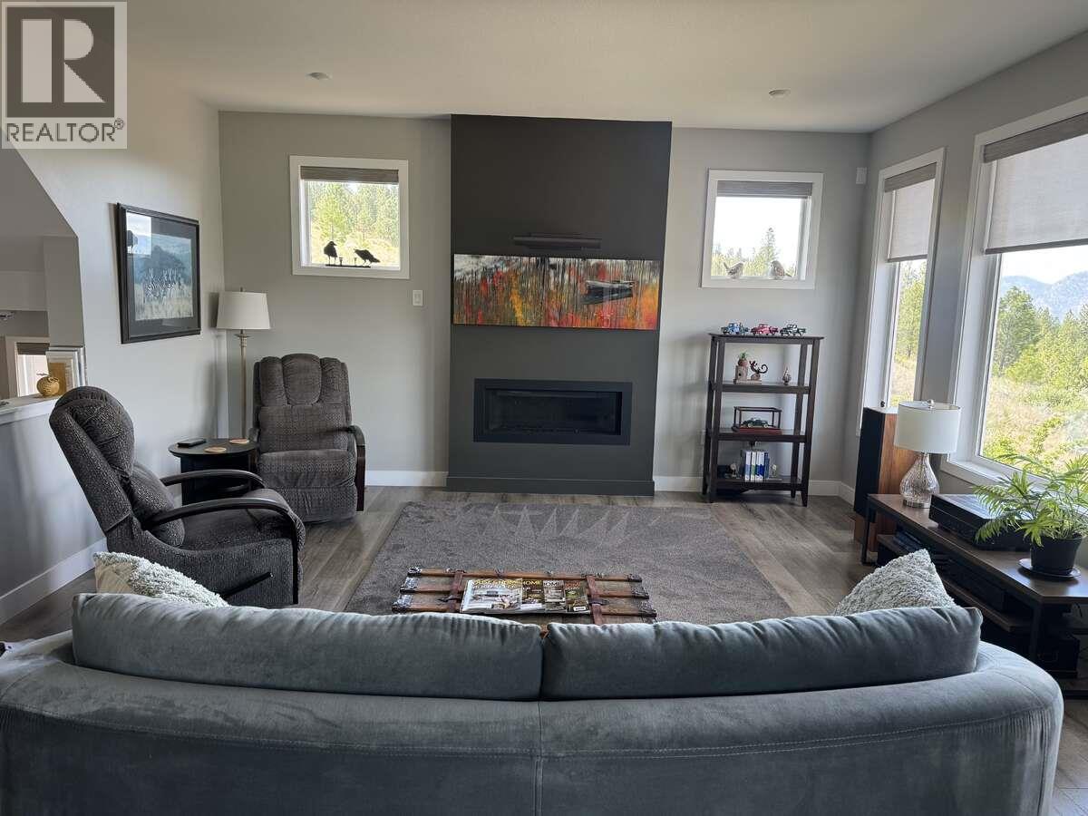 1120 Holden Road, Penticton, British Columbia  V2A 0B7 - Photo 15 - 10388503