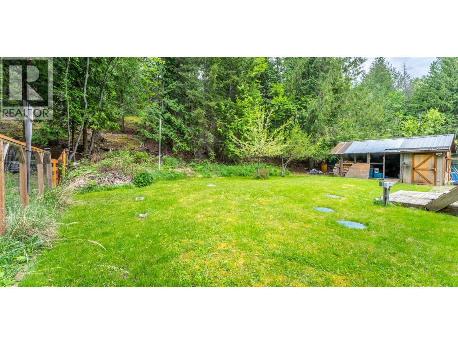 1506 Campbell Avenue, Riondel, British Columbia  V0B 2B0 - Photo 30 - 10386942