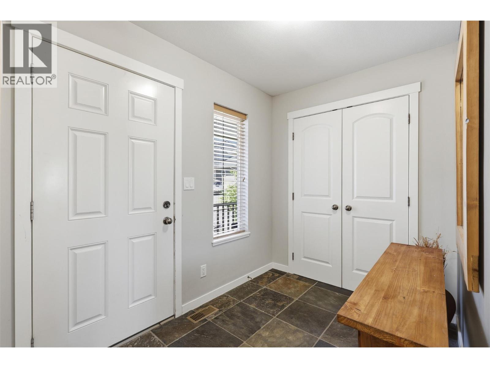 1900 Hugh Allan Drive Unit# 13, Kamloops, British Columbia  V1S 0A8 - Photo 4 - 10386647