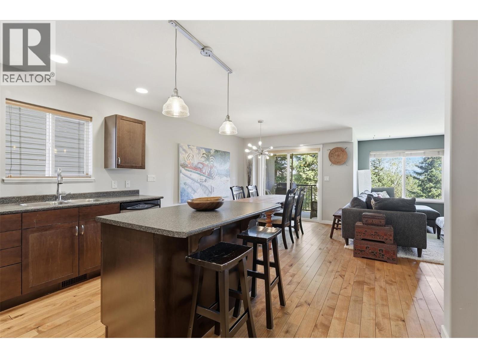 1900 Hugh Allan Drive Unit# 13, Kamloops, British Columbia  V1S 0A8 - Photo 6 - 10386647