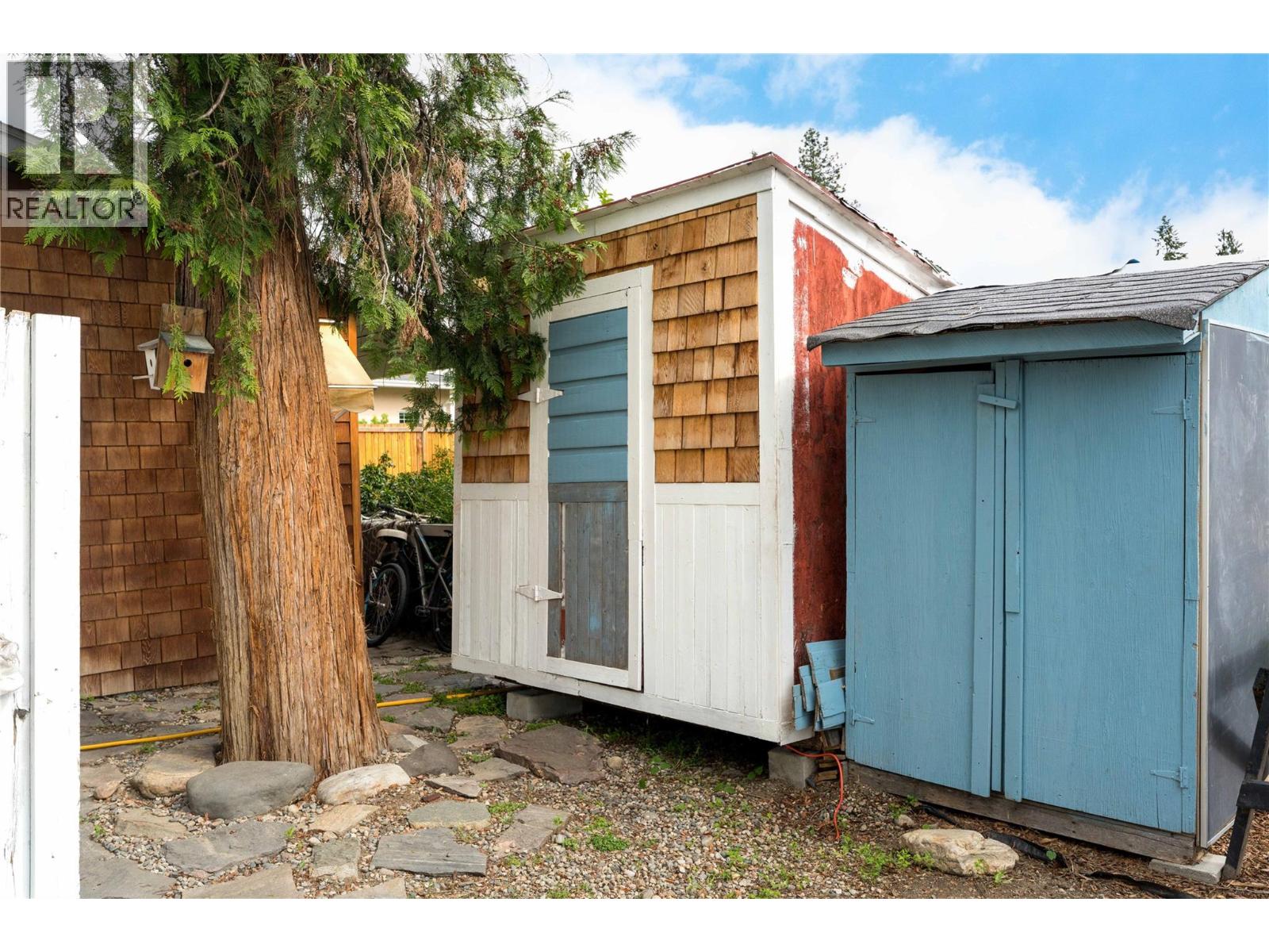779 Mcclure Road, Kelowna, British Columbia  V1W 1M4 - Photo 18 - 10388232