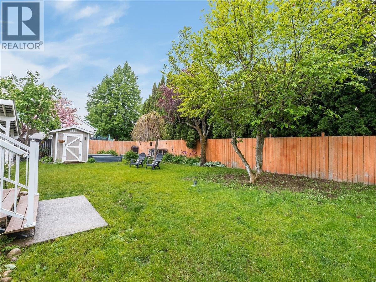 2116 Columbia Avenue, Castlegar, British Columbia  V1N 2X1 - Photo 57 - 10388013
