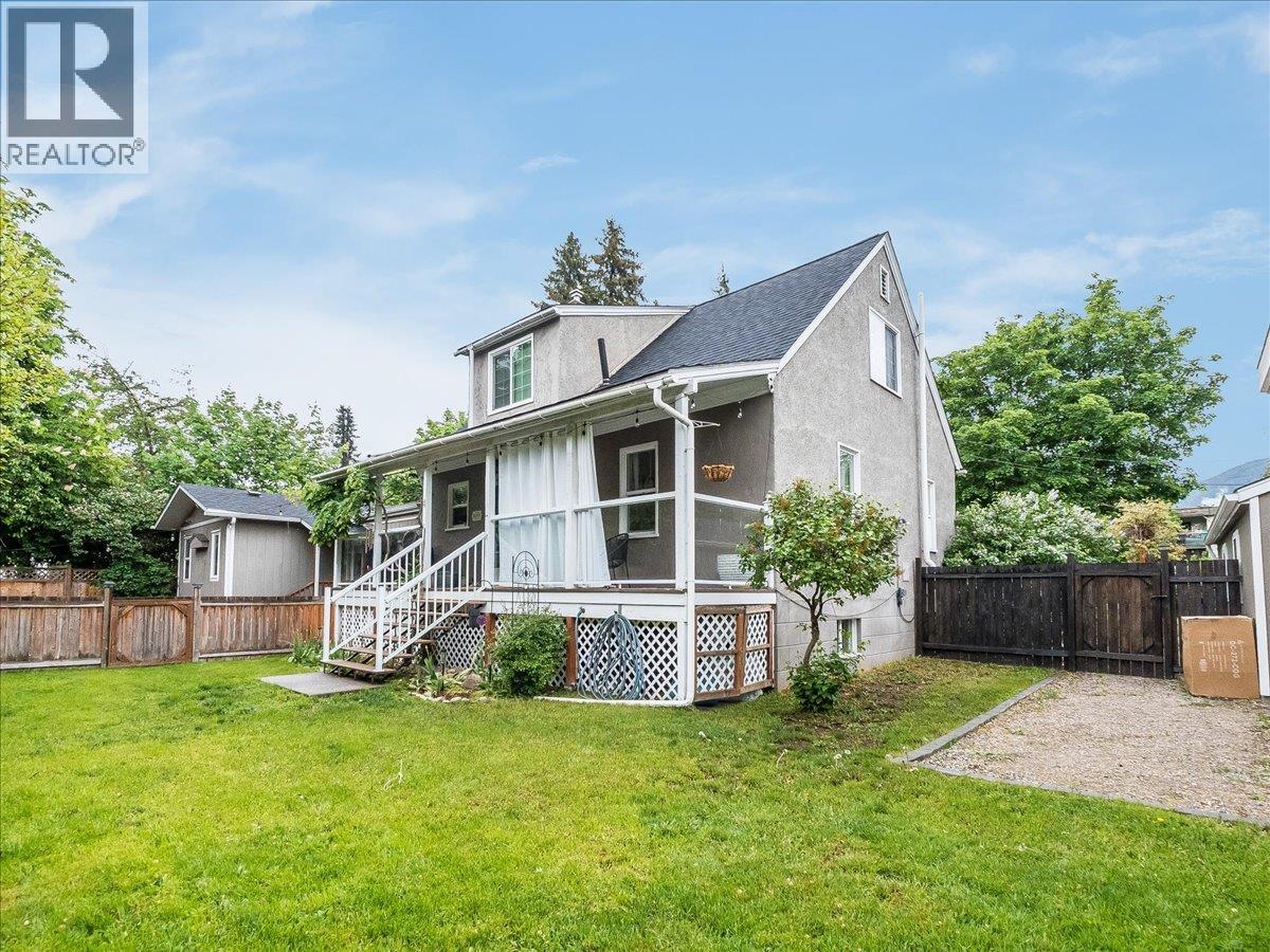 2116 Columbia Avenue, Castlegar, British Columbia  V1N 2X1 - Photo 63 - 10388013