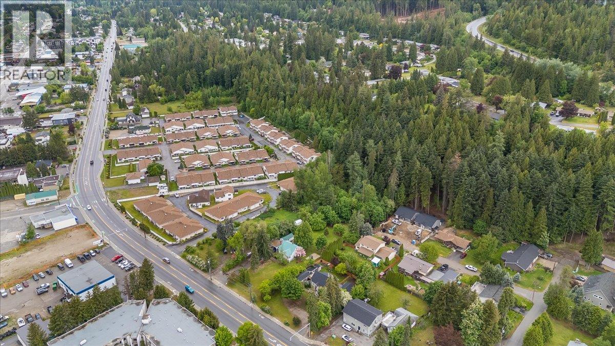 2116 Columbia Avenue, Castlegar, British Columbia  V1N 2X1 - Photo 89 - 10388013