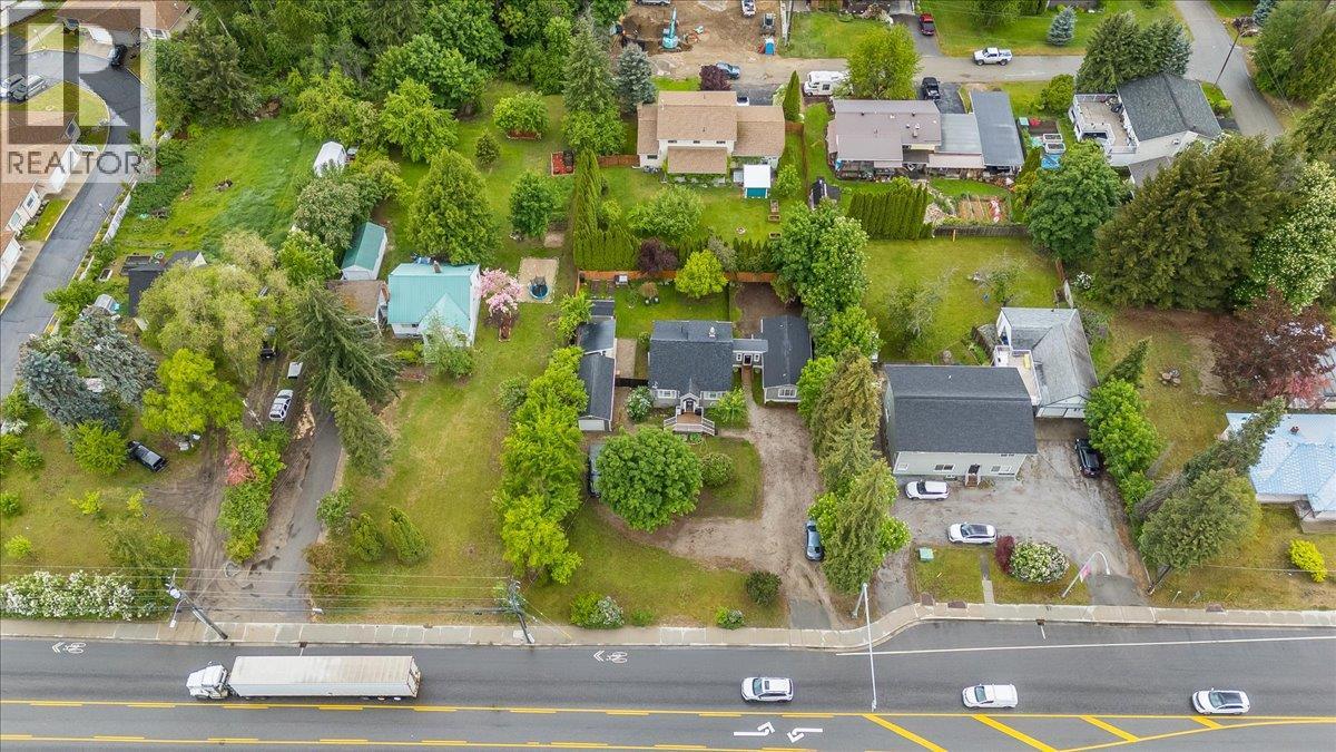 2116 Columbia Avenue, Castlegar, British Columbia  V1N 2X1 - Photo 91 - 10388013