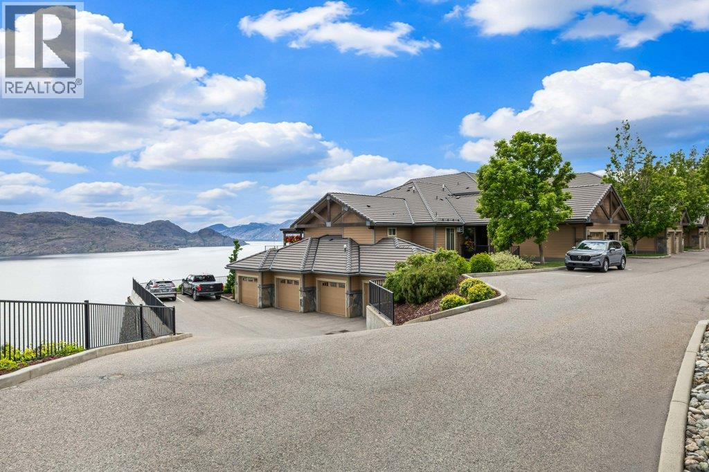 4350 Ponderosa Drive Unit# 143, Peachland, British Columbia  V0H 1X5 - Photo 3 - 10385381