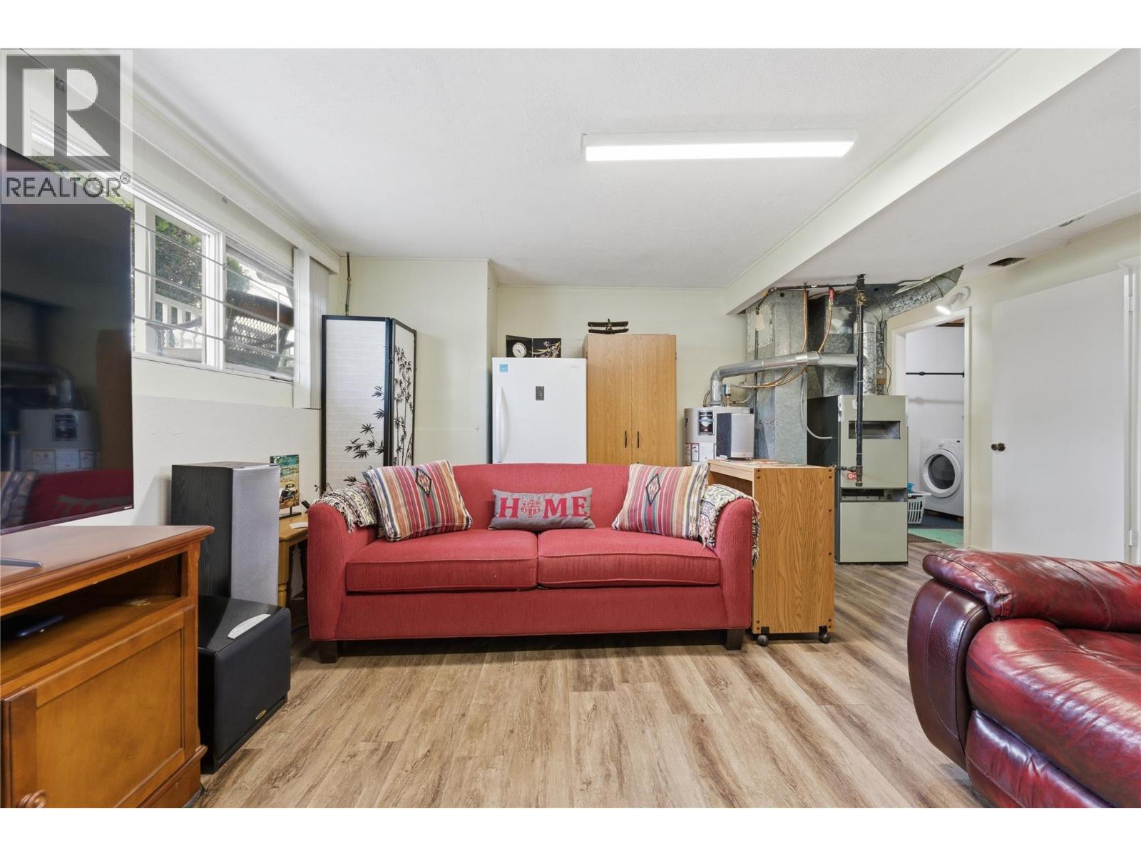 1404 30 Avenue, Vernon, British Columbia  V1T 1Z5 - Photo 37 - 10388499