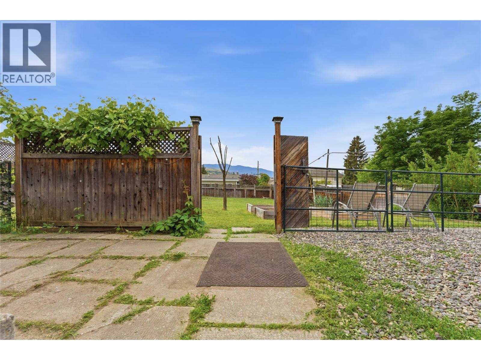 1404 30 Avenue, Vernon, British Columbia  V1T 1Z5 - Photo 46 - 10388499