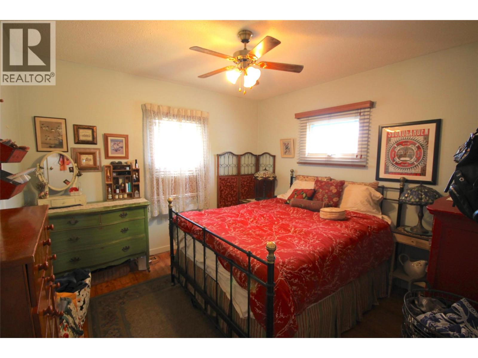 3208 35 Street, Vernon, British Columbia  V1T 6B7 - Photo 8 - 10388342