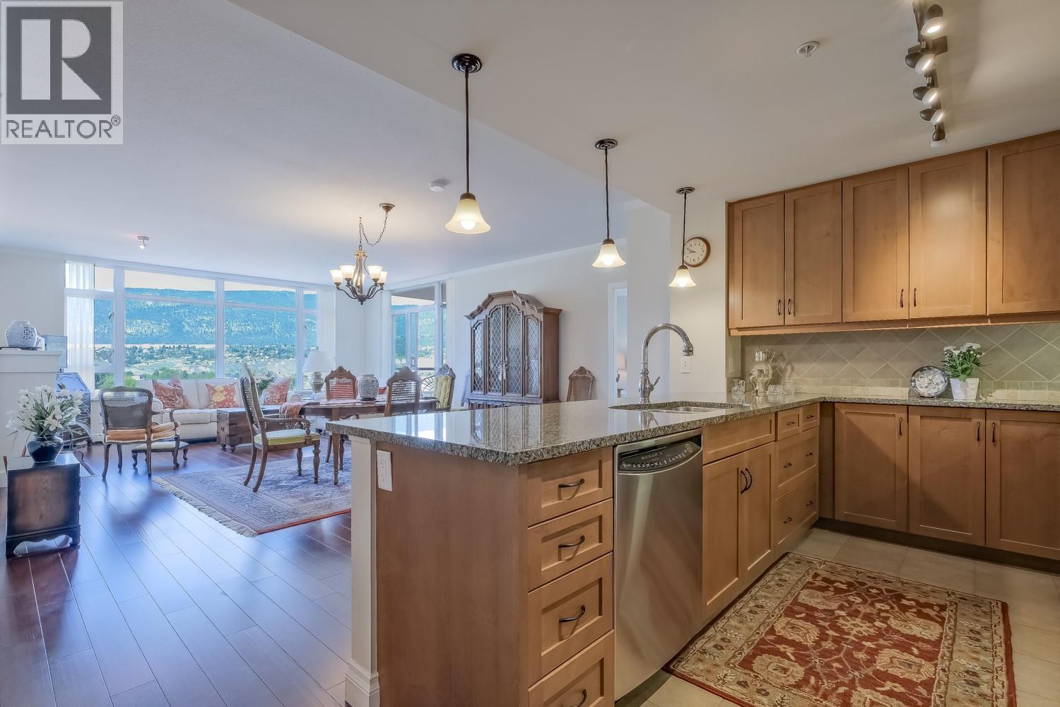 160 Lakeshore Drive Unit# 1007, Penticton, British Columbia  V2A 9C2 - Photo 5 - 10388502