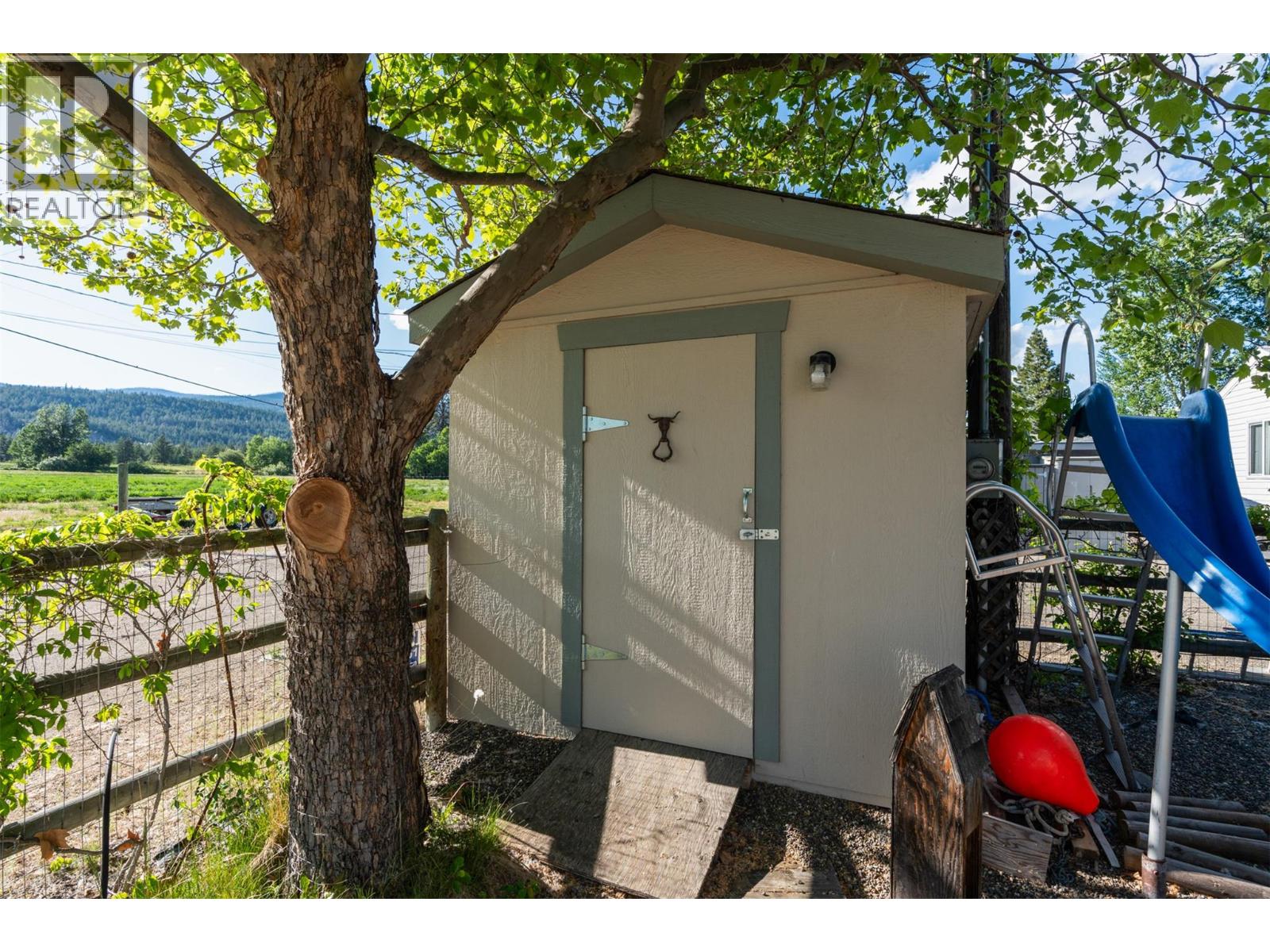 19 Ki Low Na Road, Vernon, British Columbia  V1H 2h3 - Photo 21 - 10388478