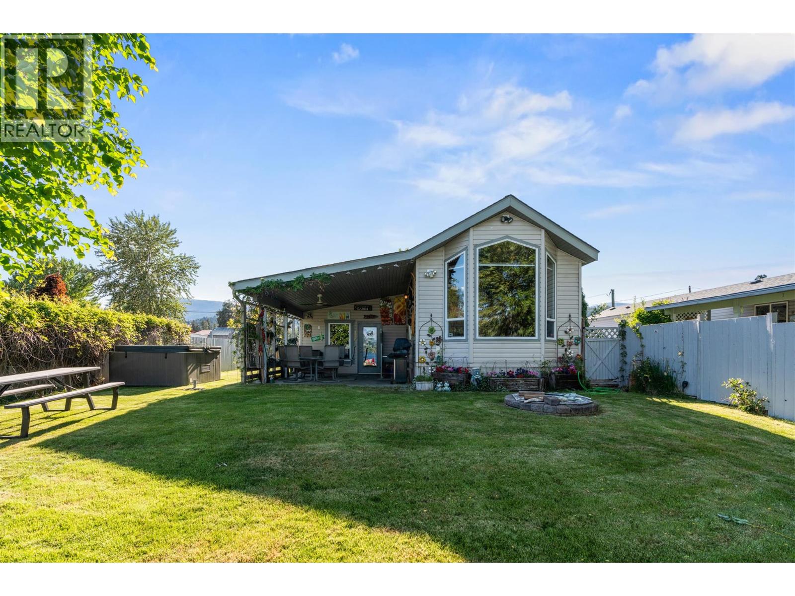 19 Ki Low Na Road, Vernon, British Columbia  V1H 2h3 - Photo 36 - 10388478
