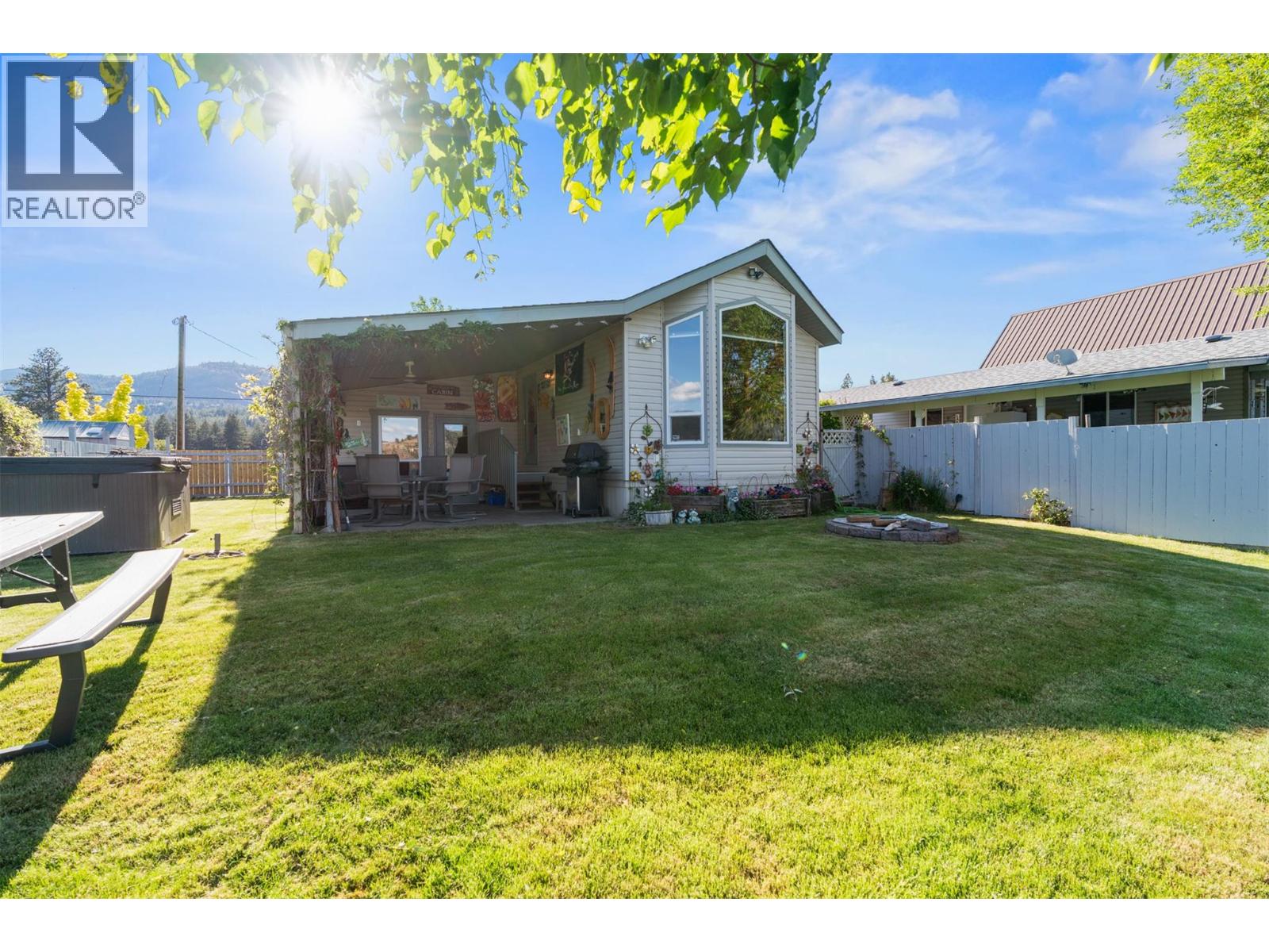 19 Ki Low Na Road, Vernon, British Columbia  V1H 2h3 - Photo 37 - 10388478