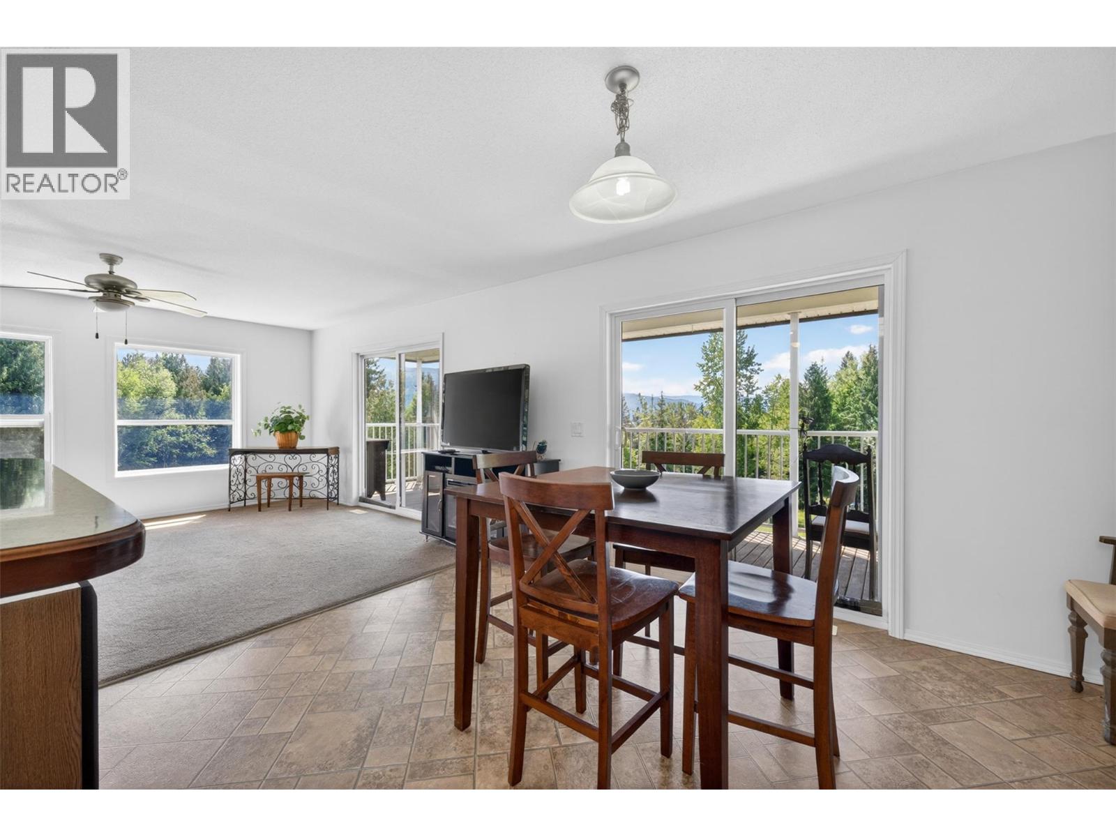 31 Violet Road, Grindrod, British Columbia  V0E 1Y0 - Photo 13 - 10388469