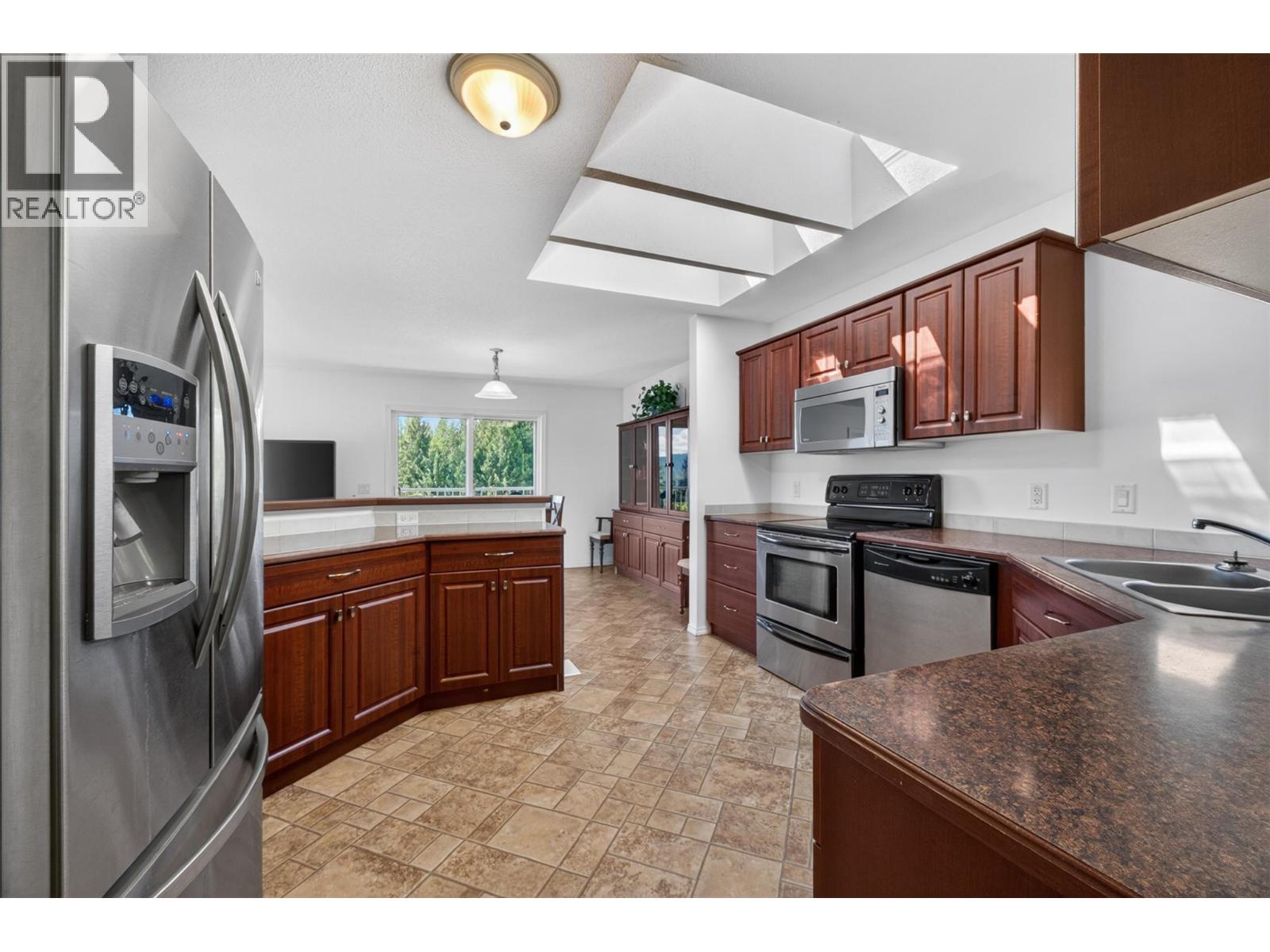 31 Violet Road, Grindrod, British Columbia  V0E 1Y0 - Photo 8 - 10388469