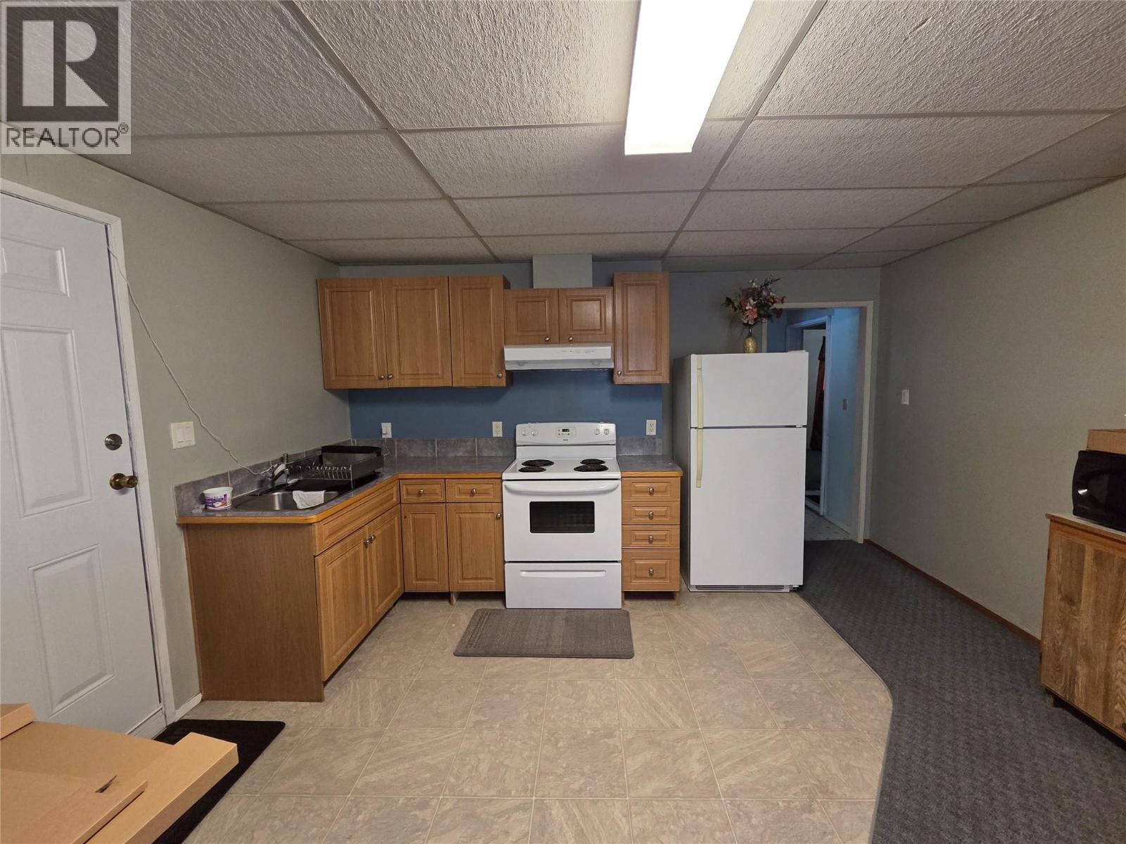2724 Dafoe Place, Penticton, British Columbia  V2A 7N8 - Photo 27 - 10388293