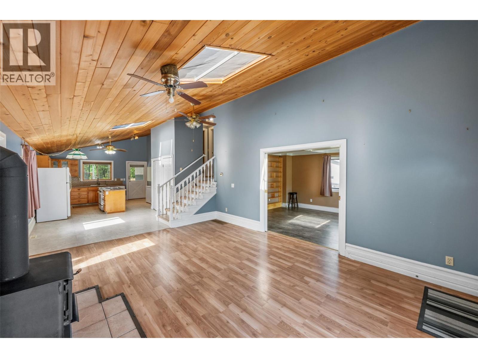 1220 Sykes Crescent, Keremeos, British Columbia  V0X 1N3 - Photo 13 - 10388200