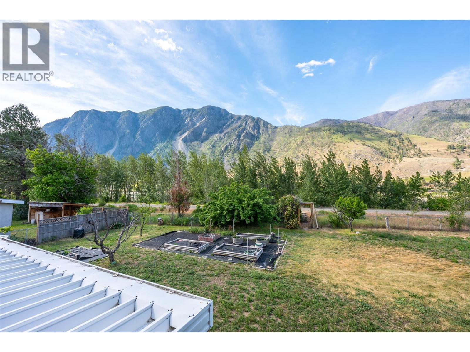 1220 Sykes Crescent, Keremeos, British Columbia  V0X 1N3 - Photo 34 - 10388200