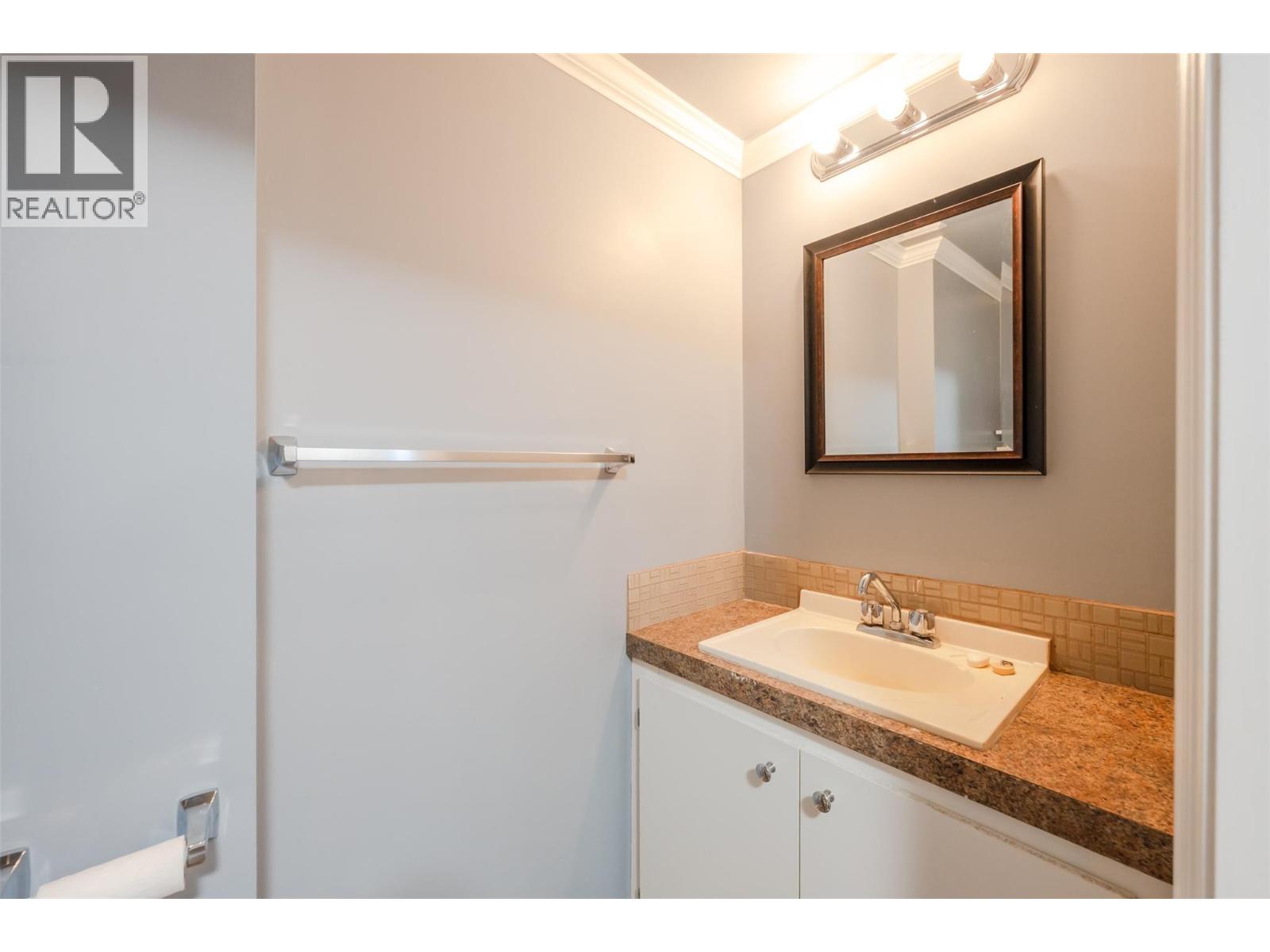 1220 Sykes Crescent, Keremeos, British Columbia  V0X 1N3 - Photo 41 - 10388200