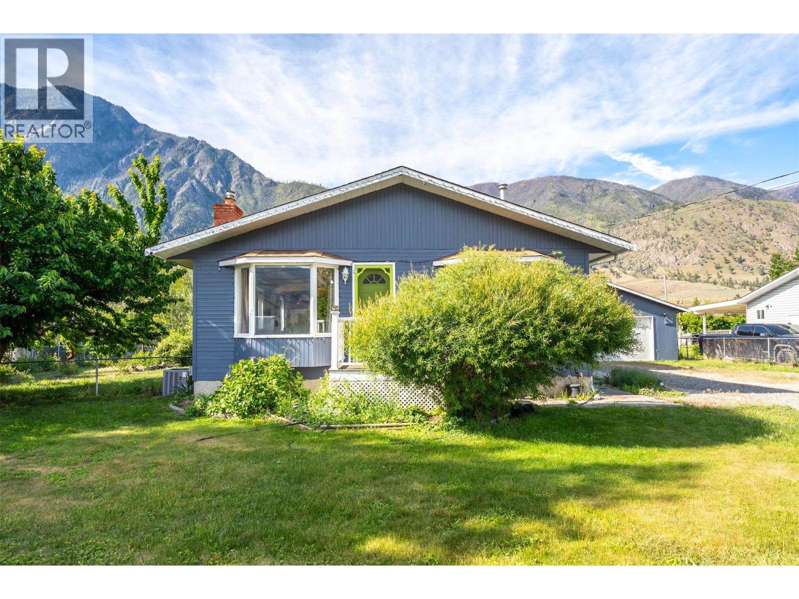 1220 Sykes Crescent, Keremeos, British Columbia  V0X 1N3 - Photo 5 - 10388200