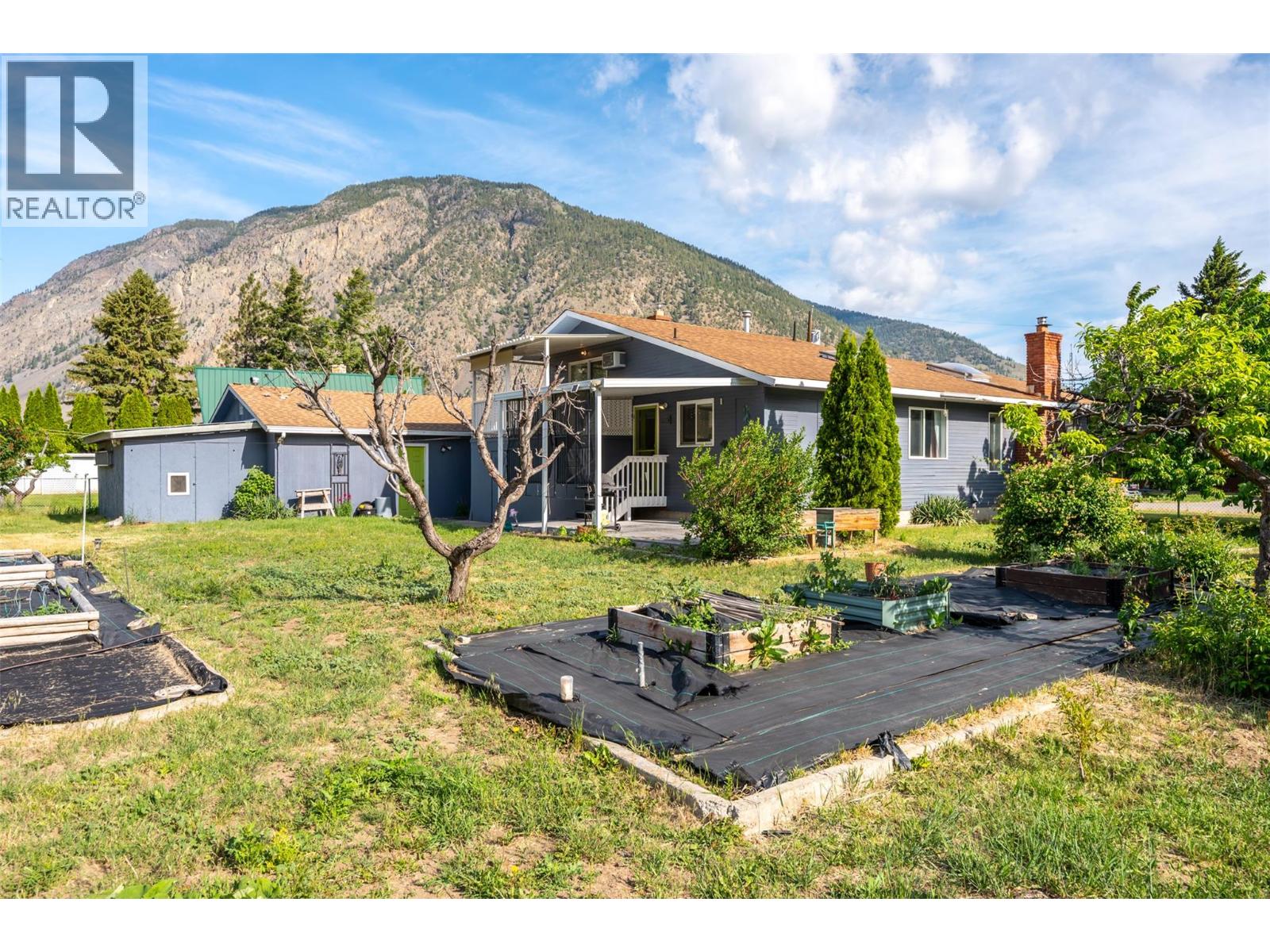 1220 Sykes Crescent, Keremeos, British Columbia  V0X 1N3 - Photo 52 - 10388200