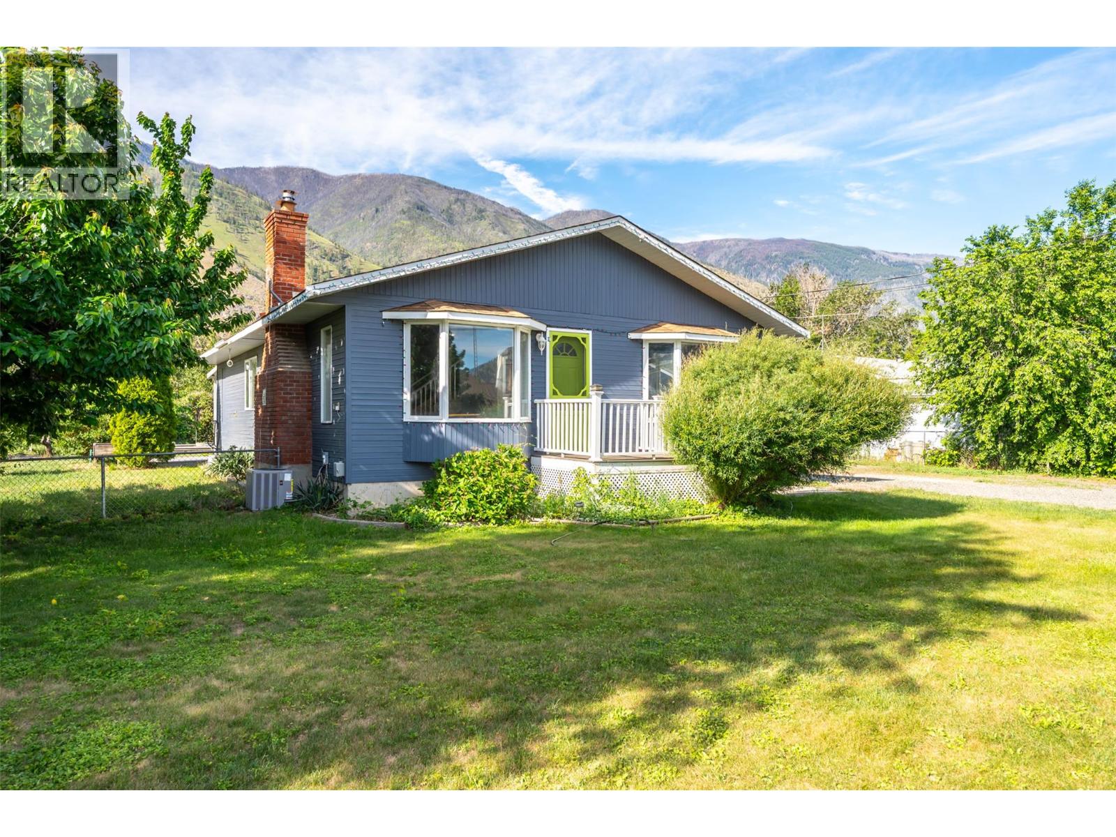 1220 Sykes Crescent, Keremeos, British Columbia  V0X 1N3 - Photo 7 - 10388200