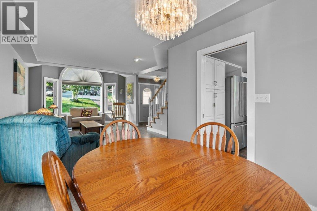 2121 3 Avenue Se, Salmon Arm, British Columbia  V1E 1K1 - Photo 18 - 10388237