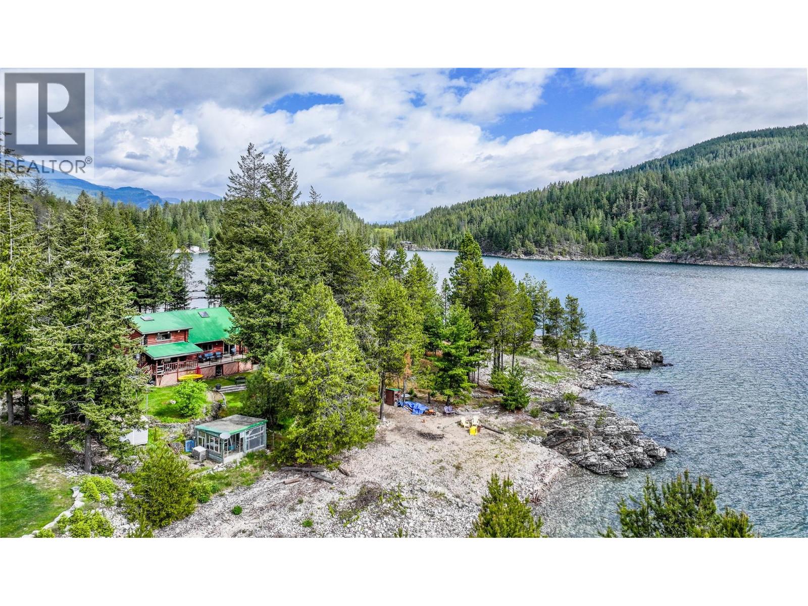 17545 Pilot Bay Road Unit# 17541, crawford bay, British Columbia