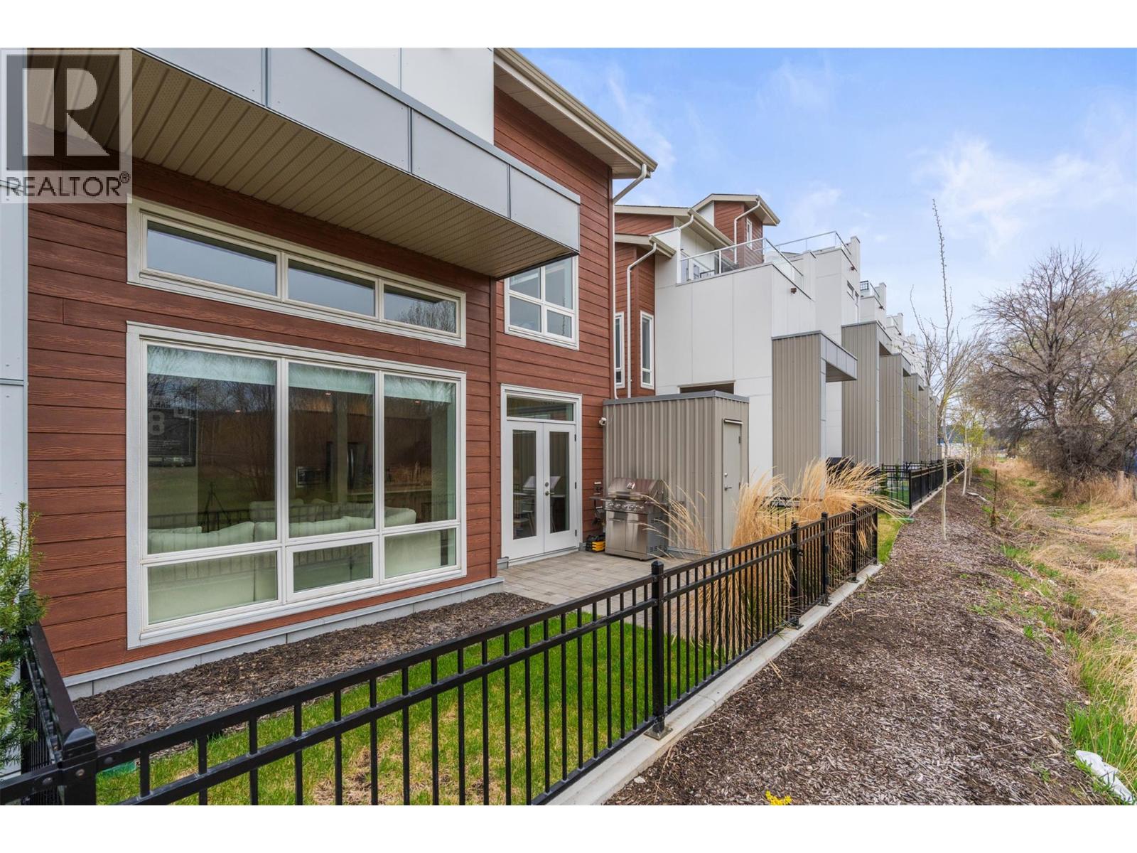 3719 Woodsdale Road Unit# 20, Lake Country, British Columbia  V4V 1X2 - Photo 14 - 10388410