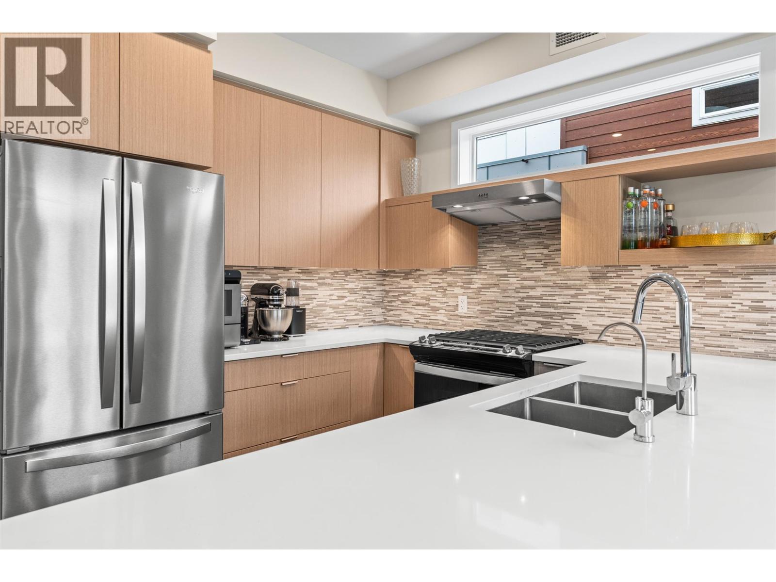 3719 Woodsdale Road Unit# 20, Lake Country, British Columbia  V4V 1X2 - Photo 5 - 10388410