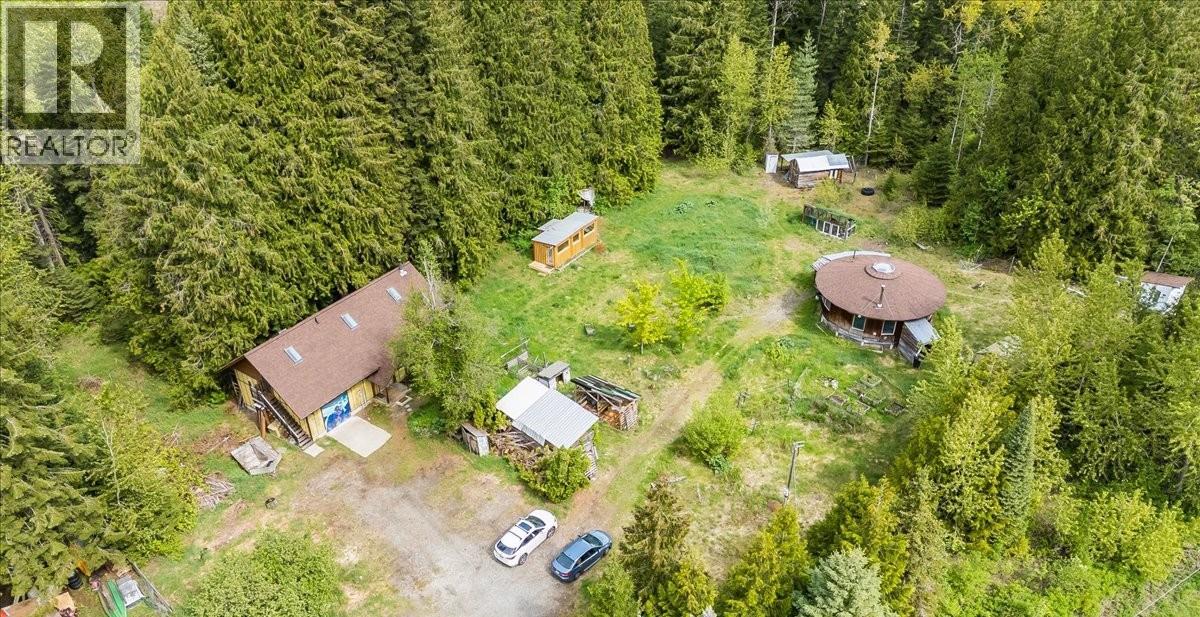 216 Porcupine Creek Road, ymir, British Columbia