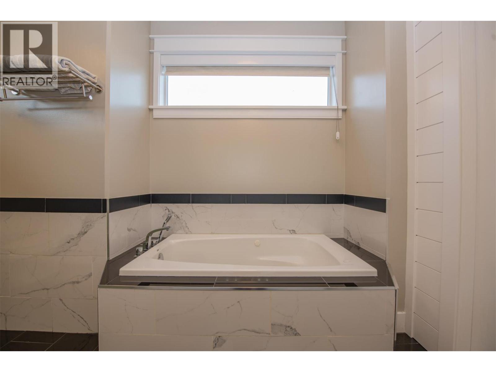 7505 Kennedy Lane, Vernon, British Columbia  V1H 1C4 - Photo 38 - 10386195