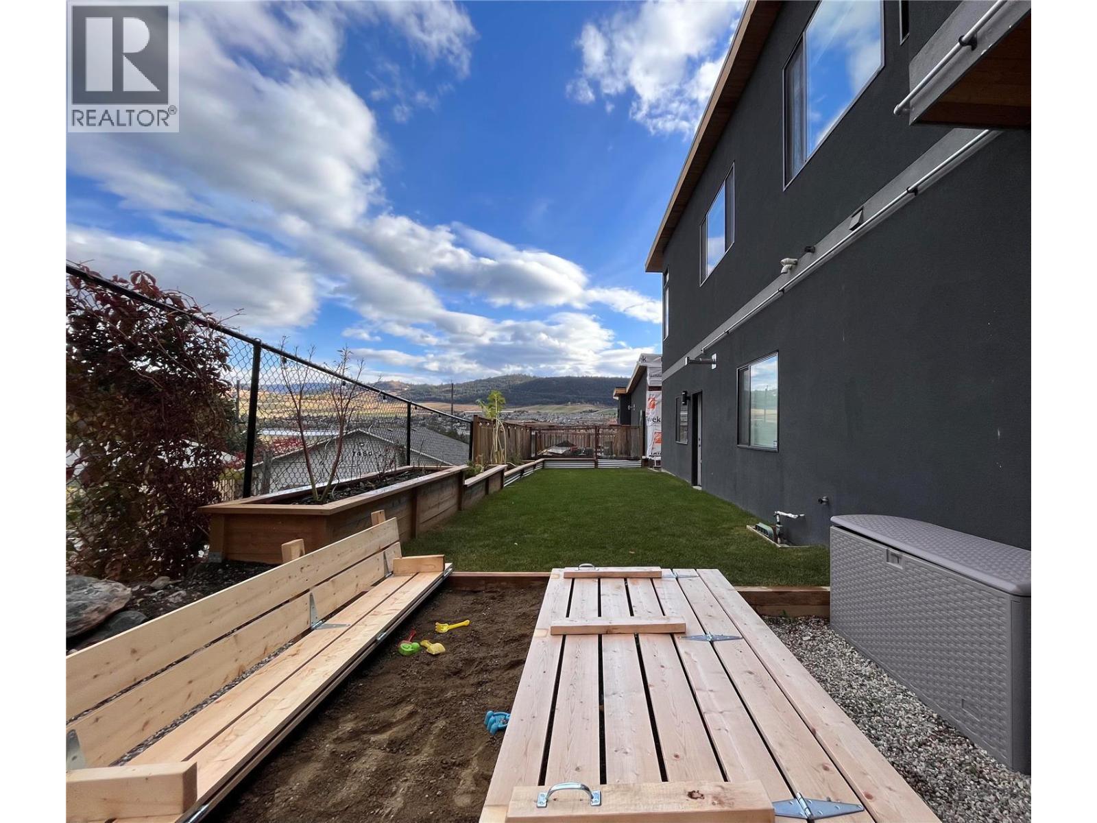 7505 Kennedy Lane, Vernon, British Columbia  V1H 1C4 - Photo 44 - 10386195