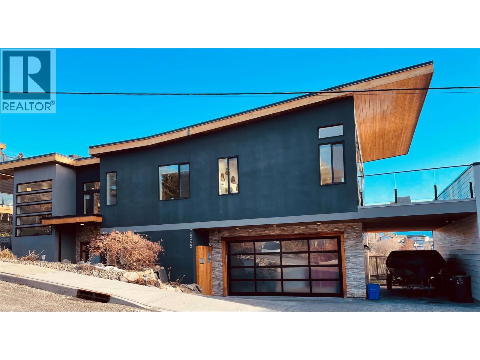7505 Kennedy Lane, Vernon, British Columbia  V1H 1C4 - Photo 5 - 10386195