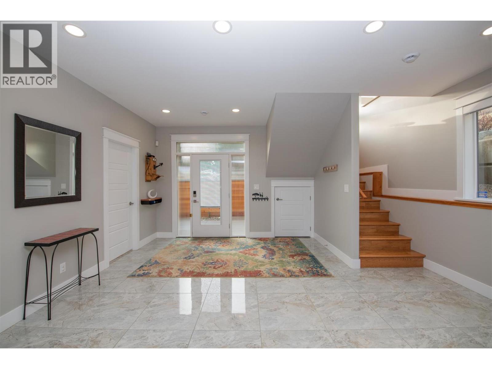 7505 Kennedy Lane, Vernon, British Columbia  V1H 1C4 - Photo 7 - 10386195