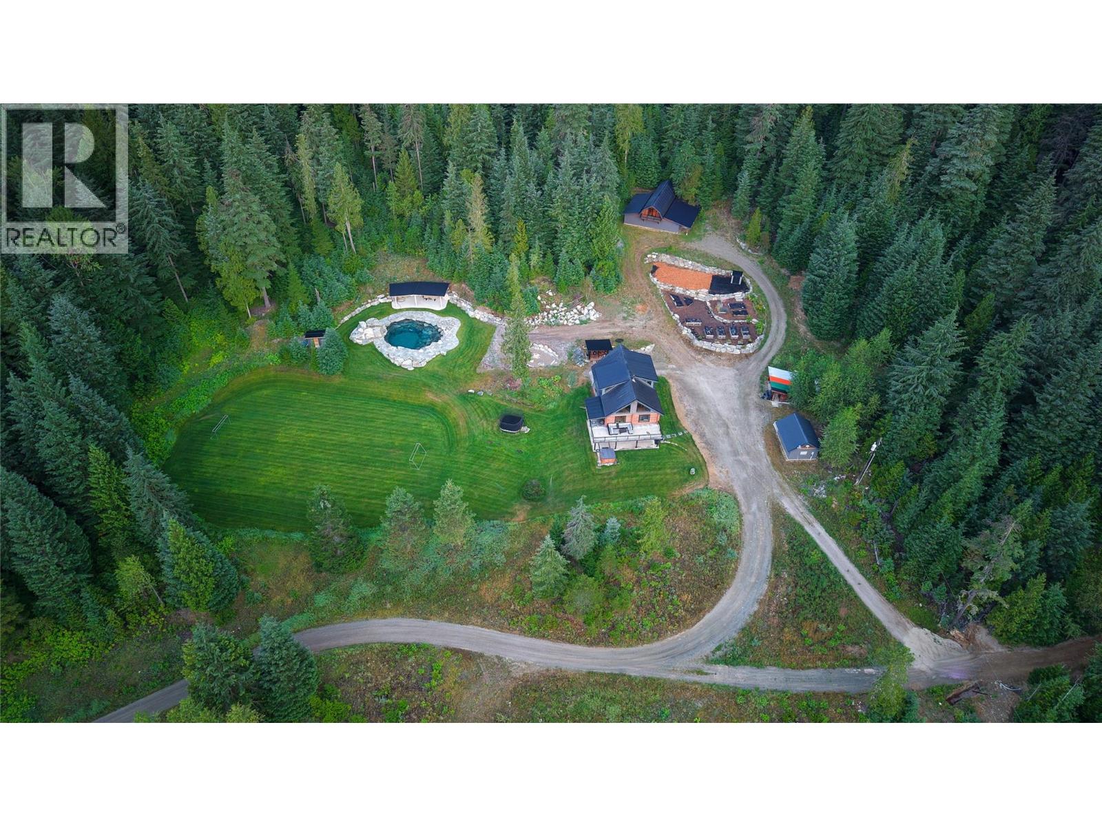 6580 Highway 6, Ymir, British Columbia  V0G 2K0 - Photo 1 - 10388405