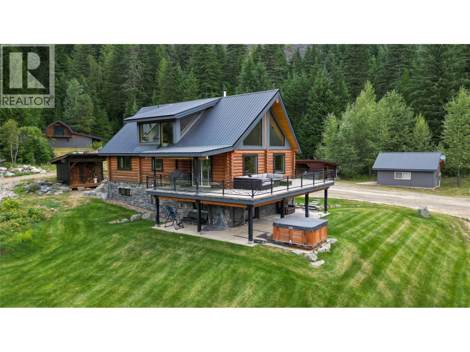 6580 Highway 6, Ymir, British Columbia  V0G 2K0 - Photo 11 - 10388405