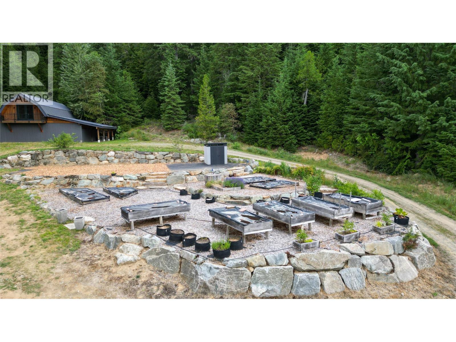 6580 Highway 6, Ymir, British Columbia  V0G 2K0 - Photo 22 - 10388405