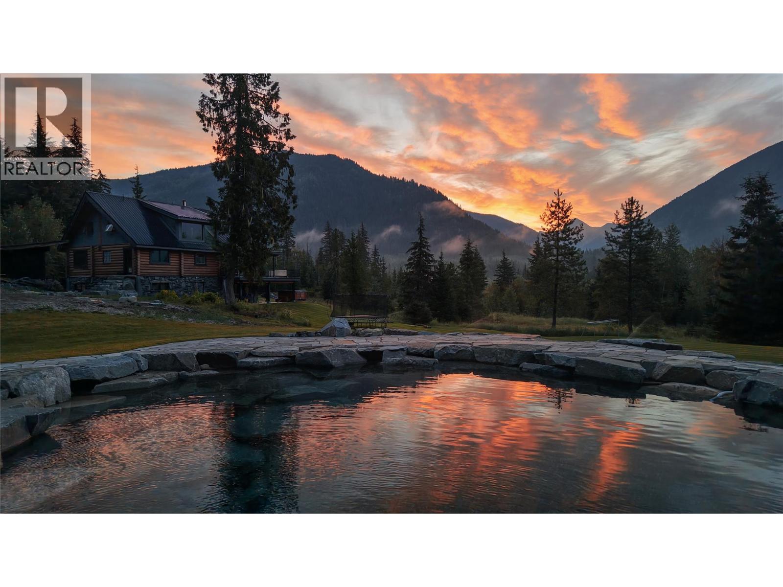 6580 Highway 6, Ymir, British Columbia  V0G 2K0 - Photo 30 - 10388405