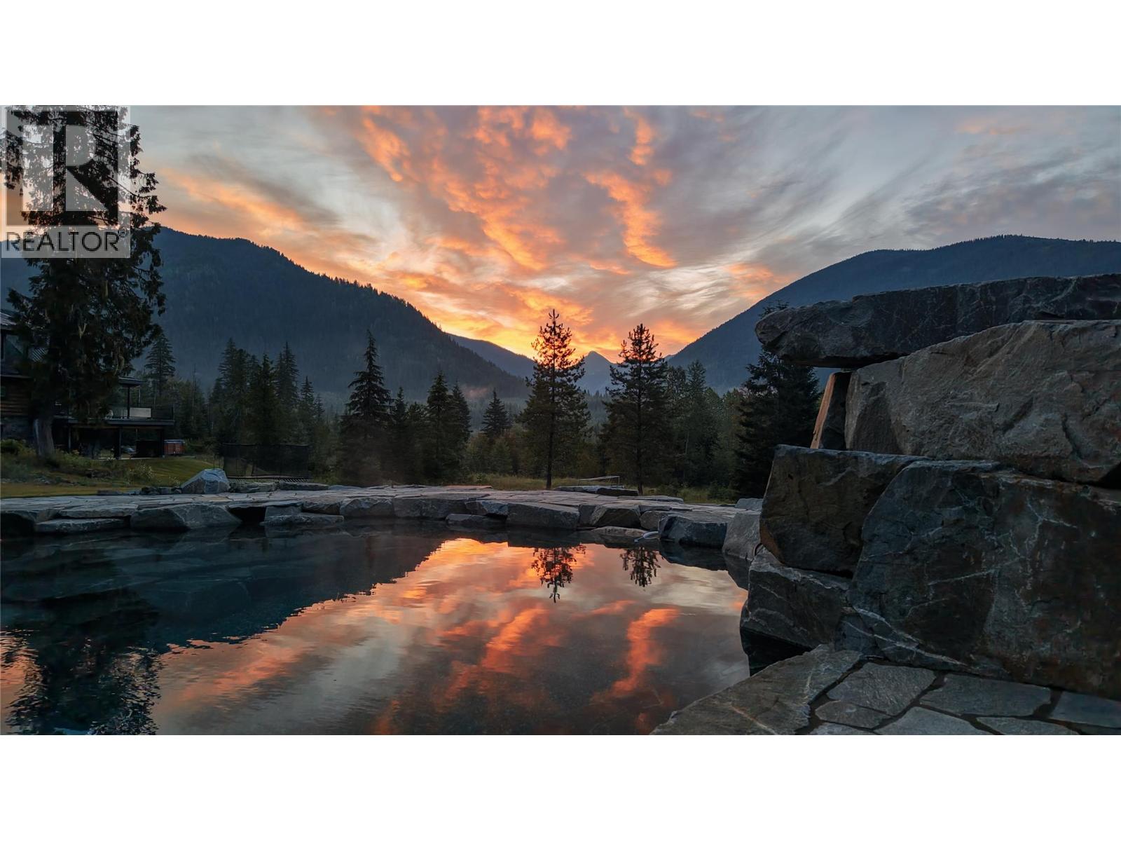 6580 Highway 6, Ymir, British Columbia  V0G 2K0 - Photo 31 - 10388405