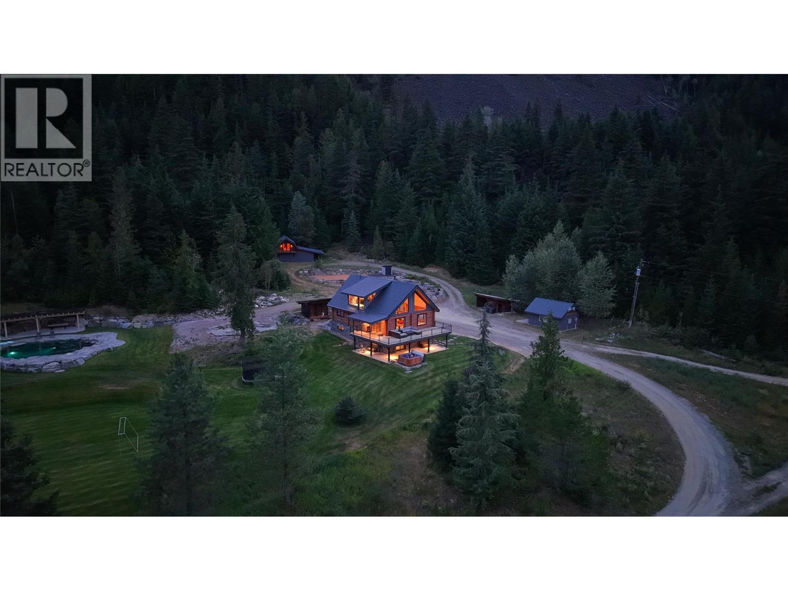 6580 Highway 6, Ymir, British Columbia  V0G 2K0 - Photo 35 - 10388405