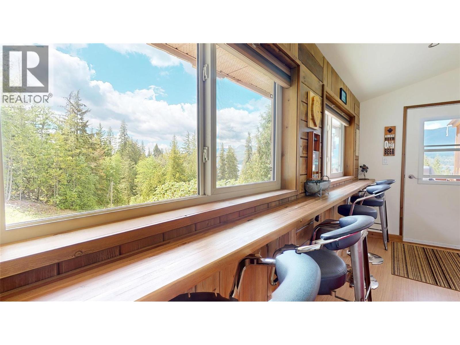 3286 Hurstfield Road, Blind Bay, British Columbia  V0E 1H1 - Photo 16 - 10388403