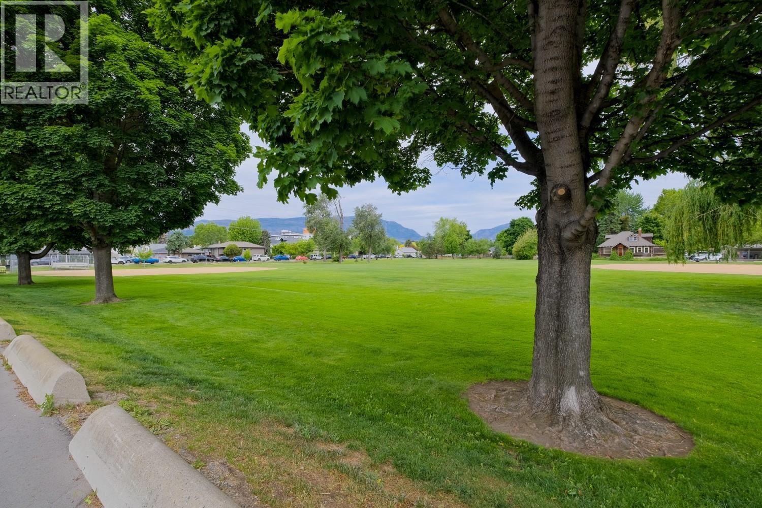 755 Birch Avenue, Kelowna, British Columbia  V1Y 5H3 - Photo 5 - 10388107