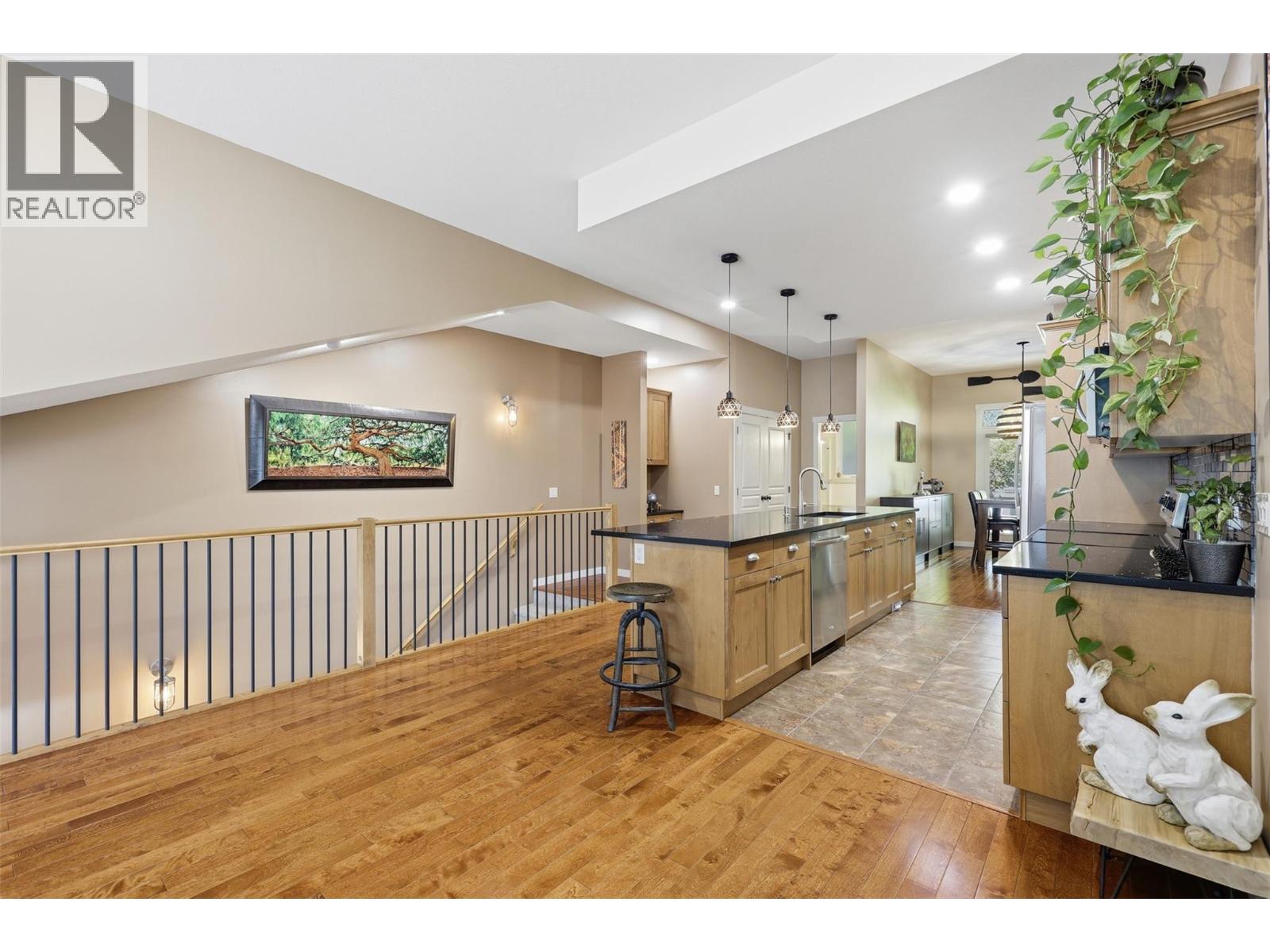 1631 Golf Ridge Way, Kamloops, British Columbia  V2H 0A5 - Photo 4 - 10388546